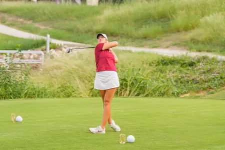 Lewis_Natalie_Wgolf26_Posed_AAI06821.jpg