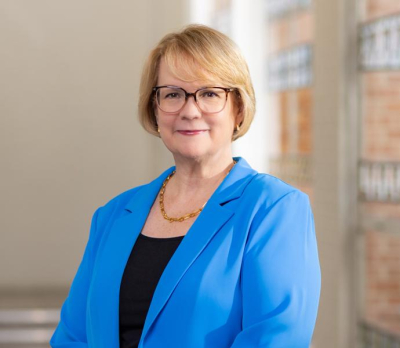 1a - Vanessa-B-Beasley-Portraits-20250728-006 Cropped